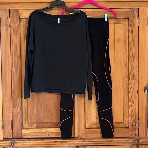 Fabletics MODAL Silky Soft Oversized Comfort Top Sz. XS RUNS Oversized! - Picture 3 of 13